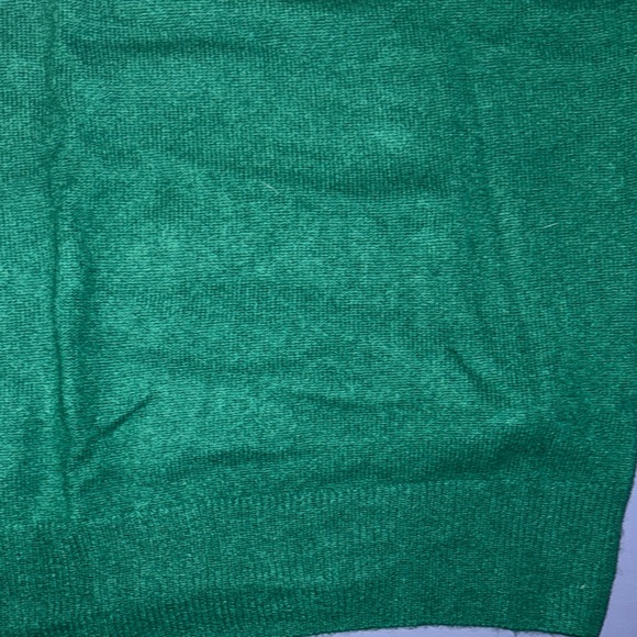 Quince Women’s Emerald Crewneck Cashmere Sweater - Picture 4 of 9
